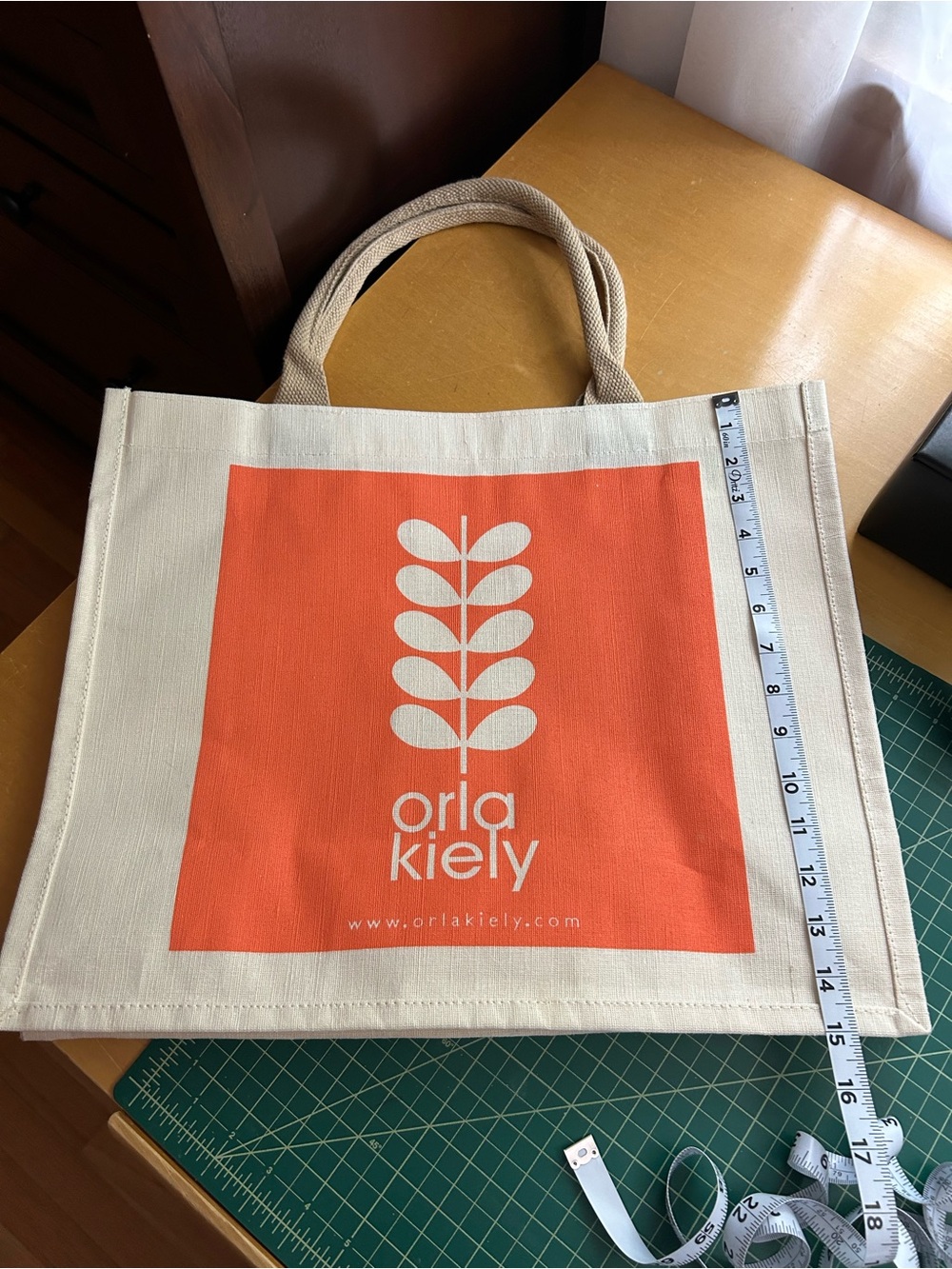 Set of two Orla Kiely Burlap Tote Bags - Picture 10 of 10